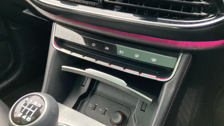 MG Hs 1.5 T-GDI Exclusive 5dr Petrol Hatchback